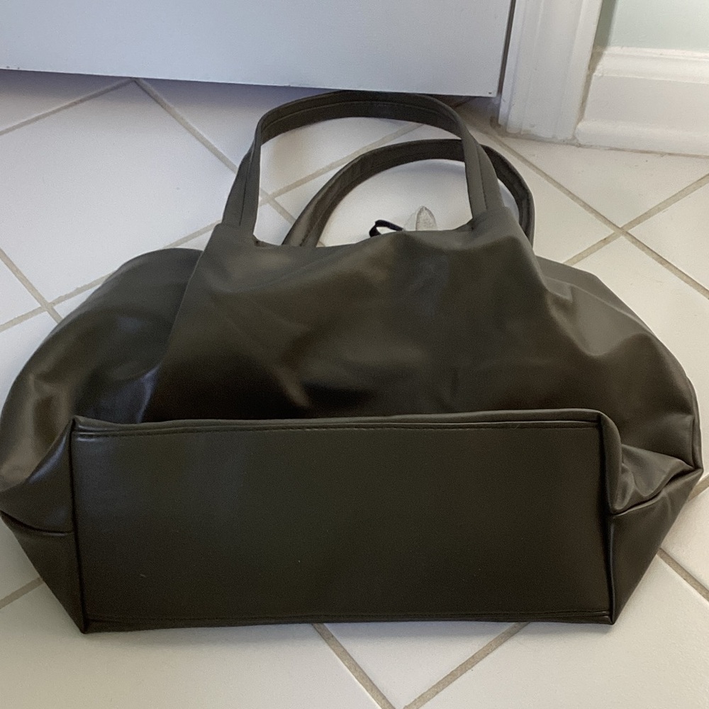 Neiman Marcus forest green imitation leather Tote Bag - Picture 5 of 7